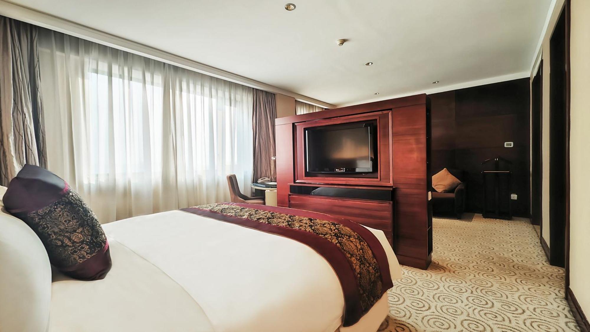 Millennium Hotel Chengdu - Close To Wuhou Shrine And Chengdu South Railway Station,Fluent English Service Экстерьер фото
